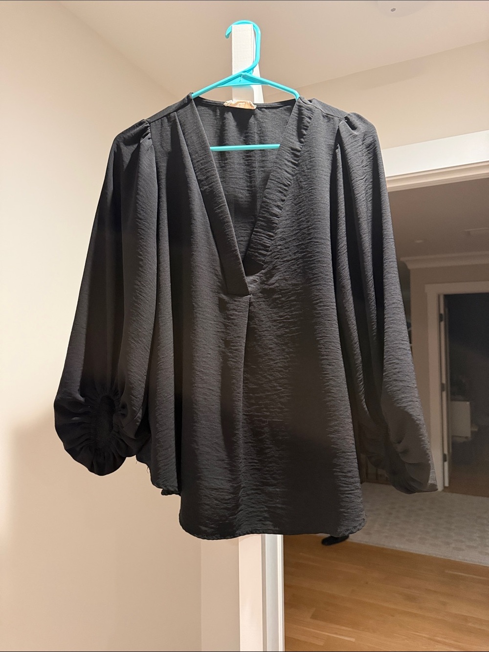Altar'd State Black V-Neck Balloon Sleeve Top